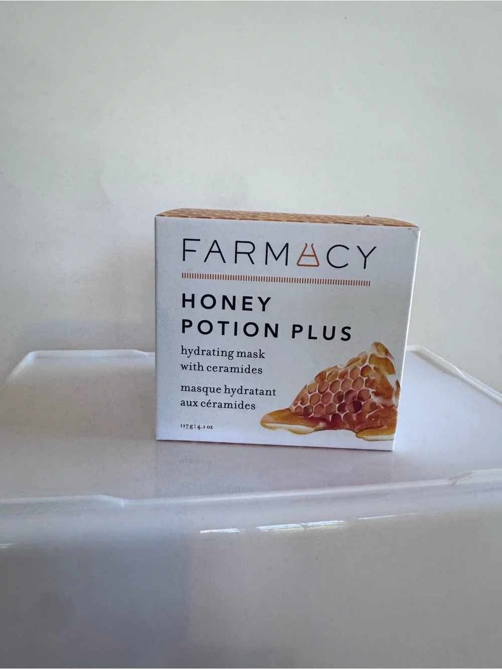 Farmacy Honey Potion Plus Hydrating Mask - White & Honey Brown $45 Retail